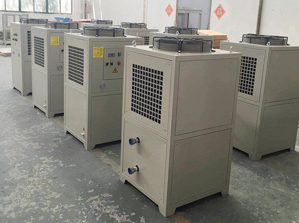 油冷機廠家運用范圍及特性功能